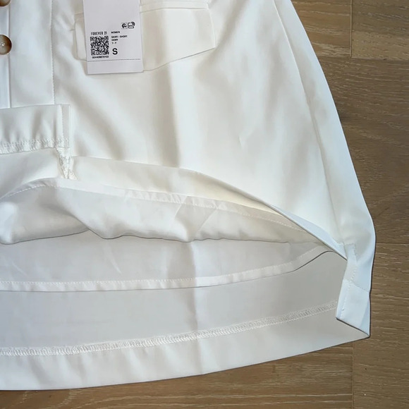 Forever21 White Asymmetrical Pleated School Girl Tiered Button Mini Skirt Small - Picture 15 of 15